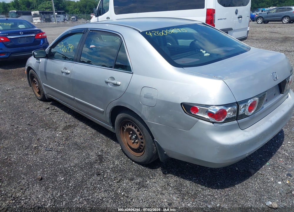 2003 HONDA ACCORD 3.0 EX VIN: 1HGCM66563A066303