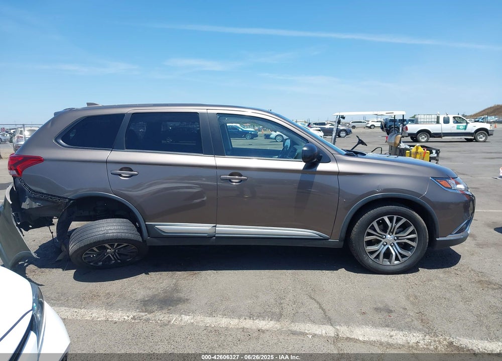 2017 MITSUBISHI OUTLANDER VIN: JA4AD2A36HZ055292
