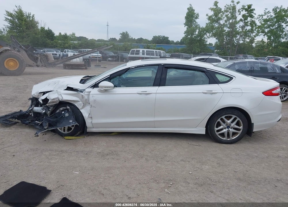 2015 FORD FUSION SE VIN: 1FA6P0HD8F5100832