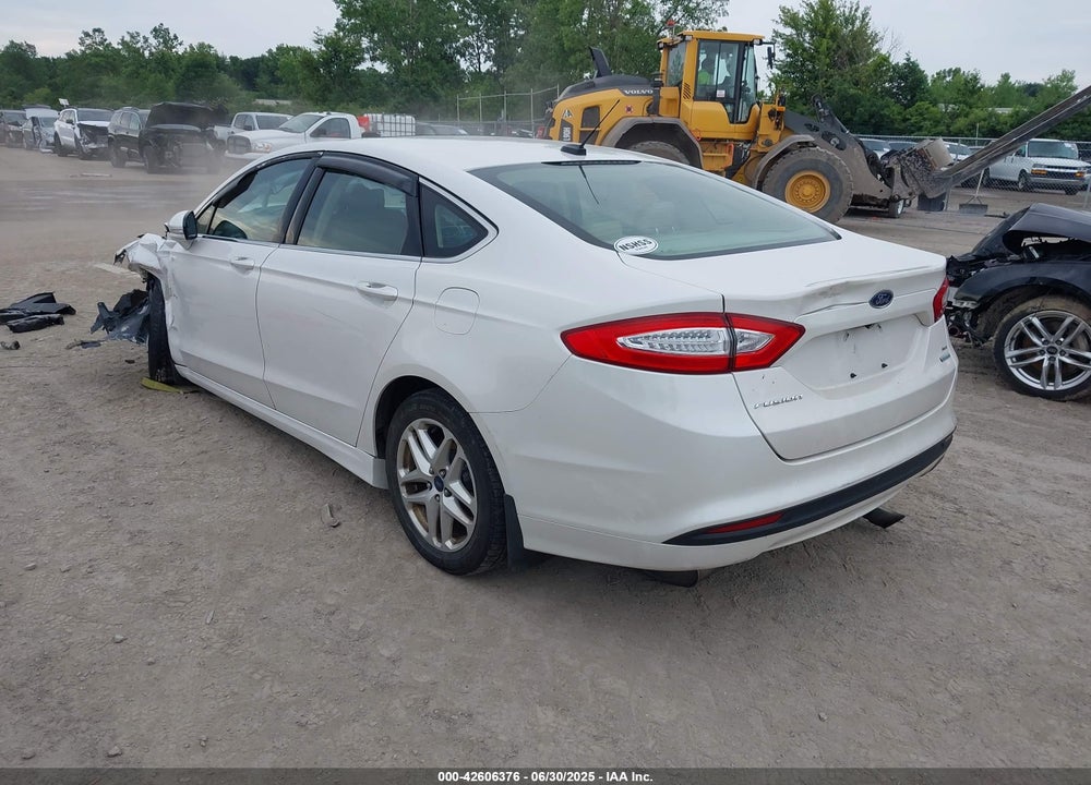 2015 FORD FUSION SE VIN: 1FA6P0HD8F5100832