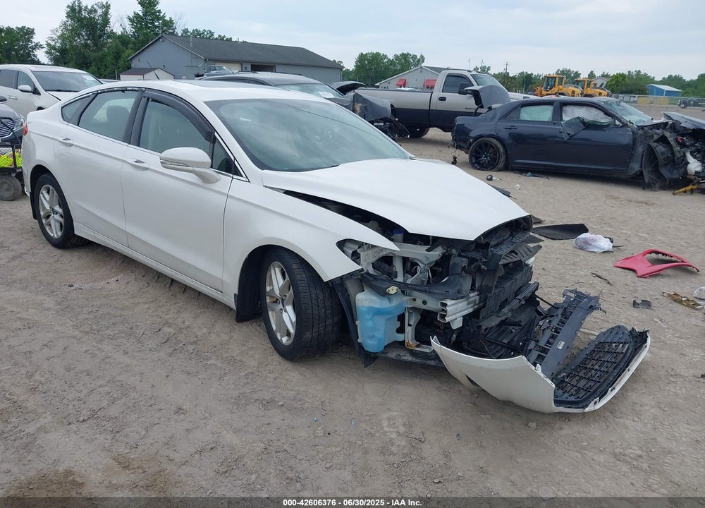 2015 FORD FUSION SE VIN: 1FA6P0HD8F5100832