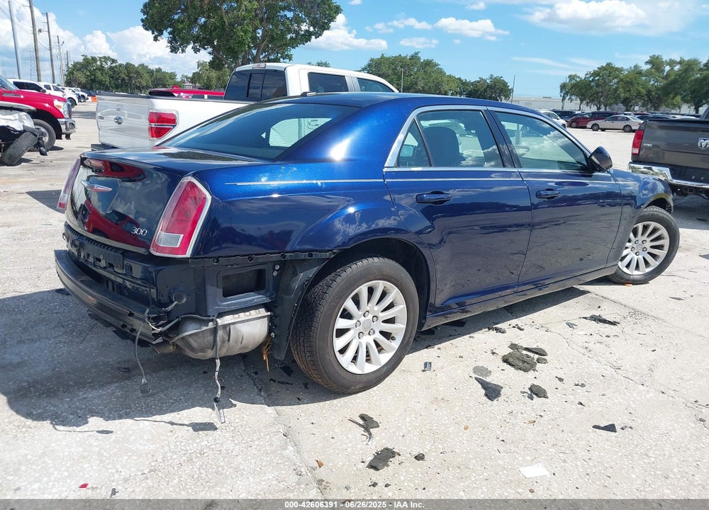 2014 CHRYSLER 300 VIN: 2C3CCAAG2EH203016