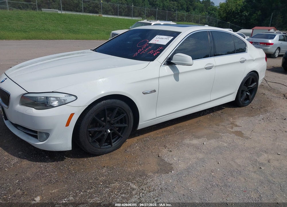 2013 BMW 5 SERIES VIN: WBAXH5C56DD108145