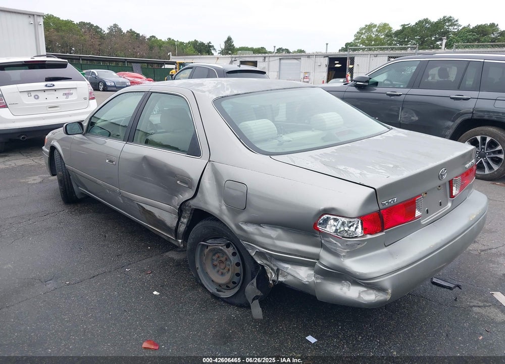 2001 TOYOTA CAMRY VIN: JT2BG28K710544074