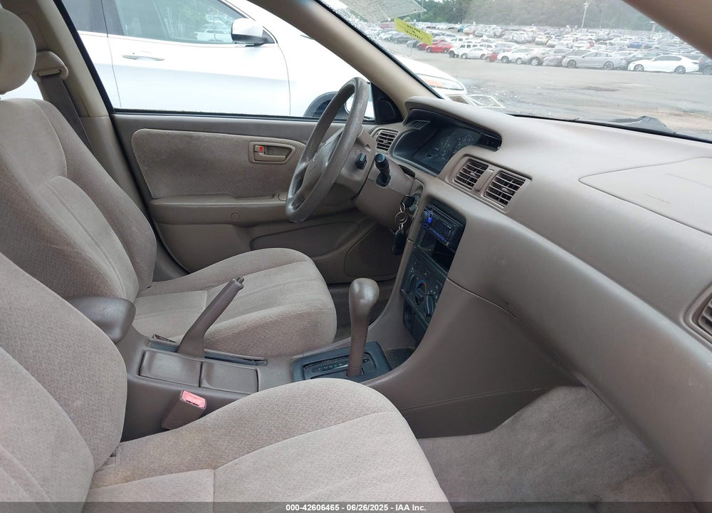 2001 TOYOTA CAMRY VIN: JT2BG28K710544074