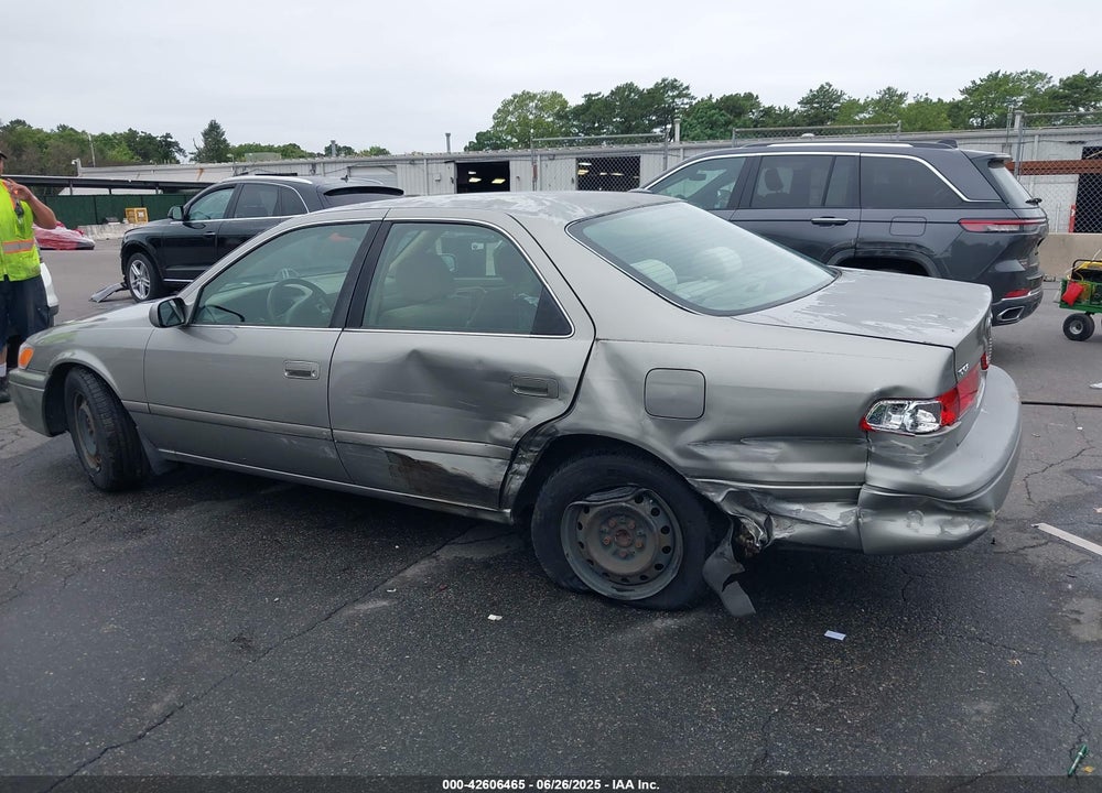 2001 TOYOTA CAMRY VIN: JT2BG28K710544074