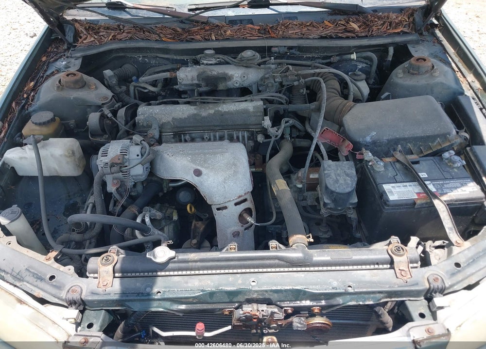 2001 TOYOTA CAMRY LE VIN: JT2BG22K310599145