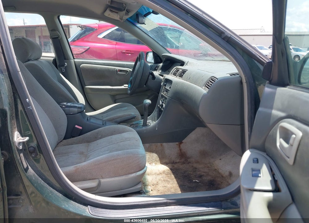 2001 TOYOTA CAMRY LE VIN: JT2BG22K310599145