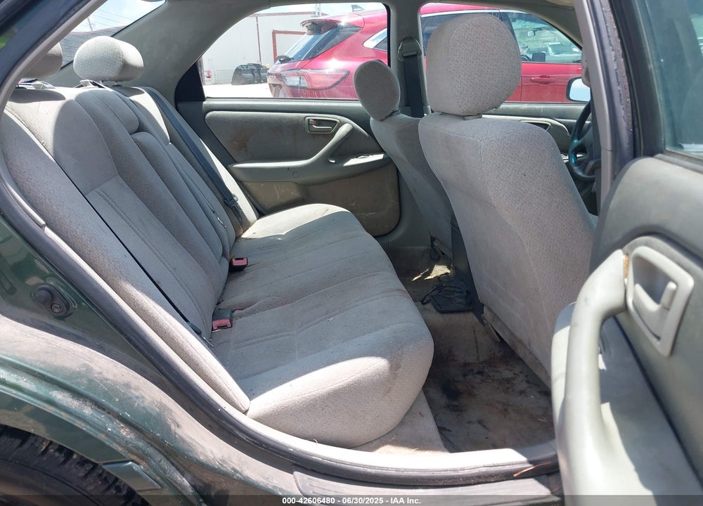 2001 TOYOTA CAMRY LE VIN: JT2BG22K310599145
