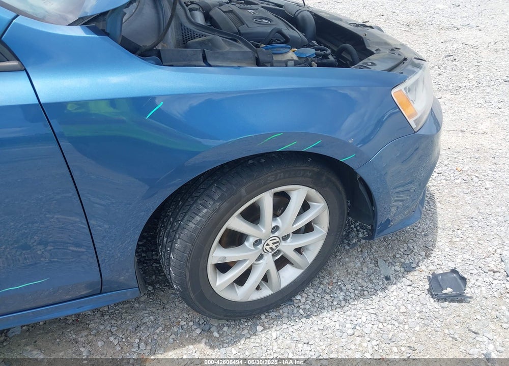 2015 VOLKSWAGEN JETTA VIN: 3VWD17AJ3FM231847