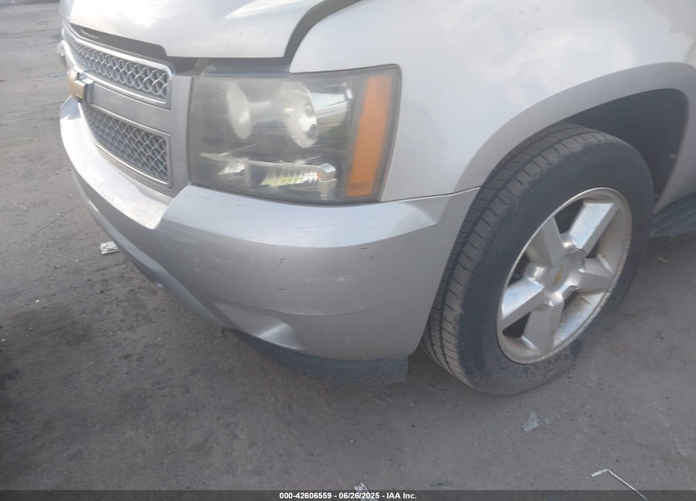2008 CHEVROLET TAHOE VIN: 1GNFC13088R271468