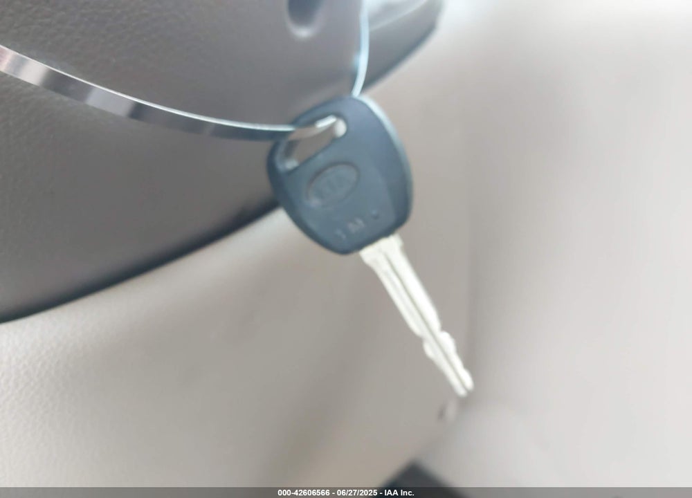 2012 KIA SEDONA VIN: KNDMH4C71C6466256