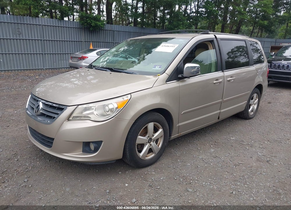 2009 VOLKSWAGEN ROUTAN VIN: 2V8HW64X89R598857