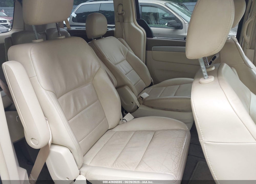 2009 VOLKSWAGEN ROUTAN VIN: 2V8HW64X89R598857