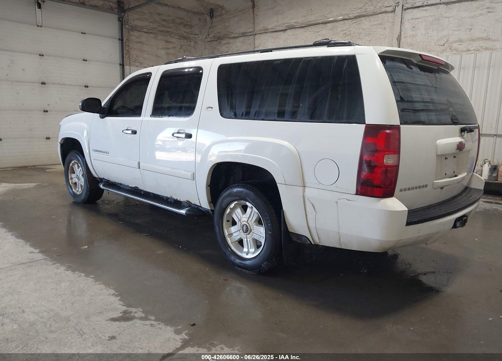 2008 CHEVROLET SUBURBAN 1500 LT VIN: 3GNFK16378G195394