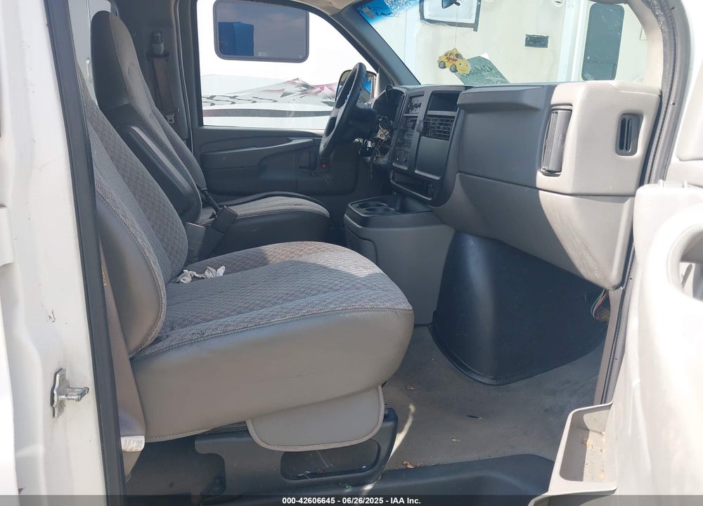 2006 CHEVROLET EXPRESS LS VIN: 1GAHG39U161100741