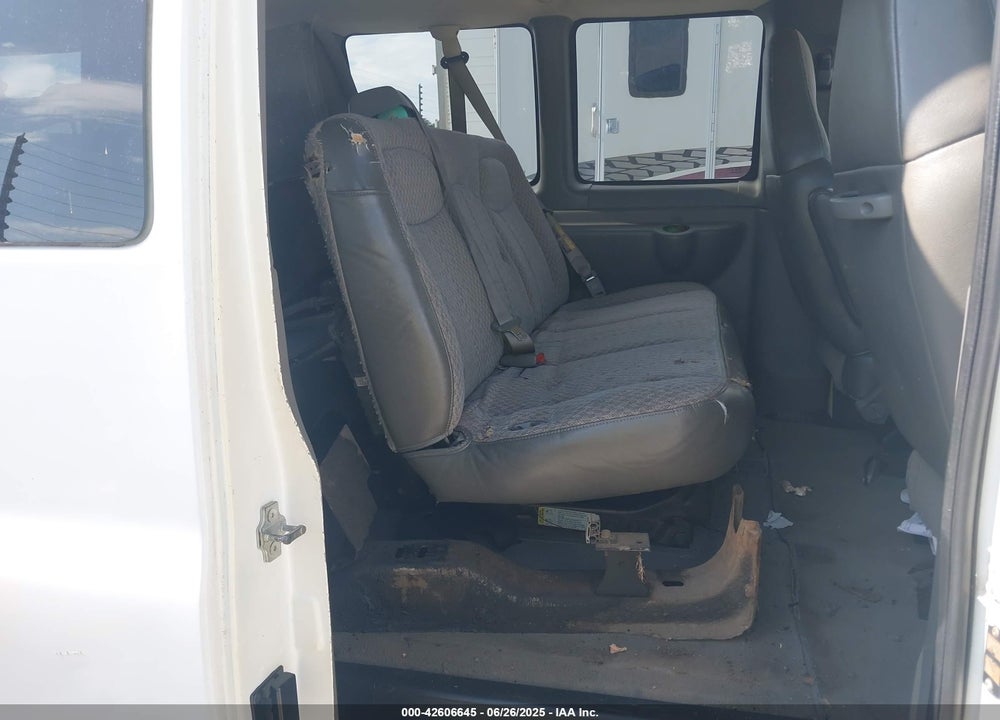 2006 CHEVROLET EXPRESS LS VIN: 1GAHG39U161100741