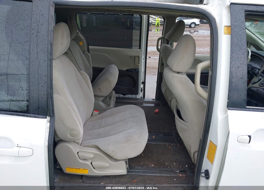 2012 TOYOTA SIENNA LE V6 8 PASSENGER VIN: 5TDKK3DC6CS242902