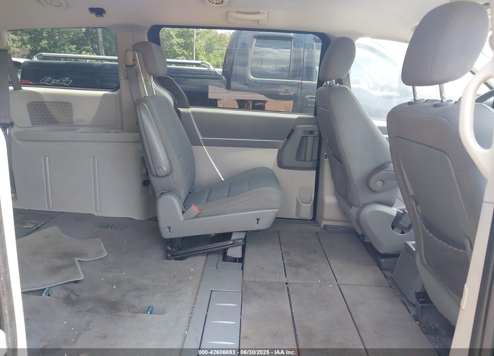 2009 DODGE GRAND CARAVAN SE VIN: 2D8HN44E09R642823