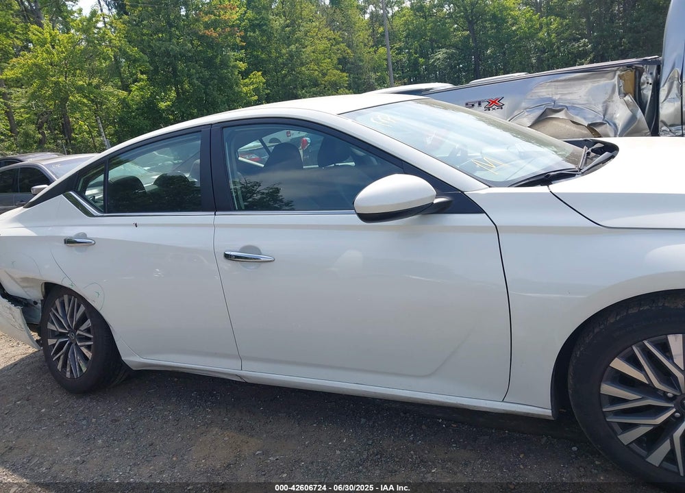 2023 NISSAN ALTIMA SV FWD VIN: 1N4BL4DV4PN374885
