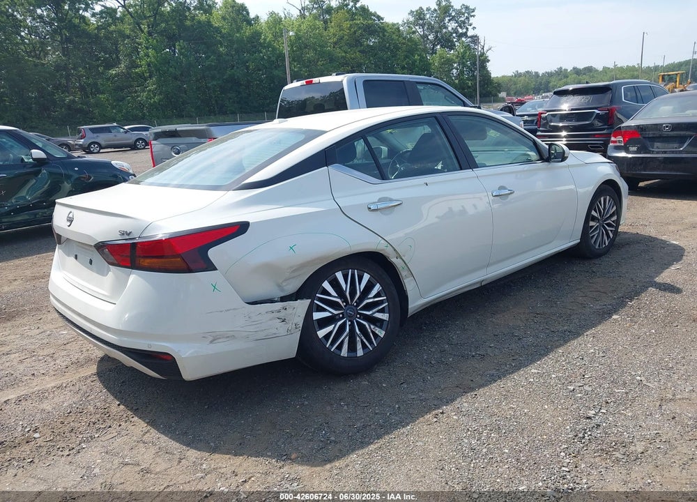 2023 NISSAN ALTIMA SV FWD VIN: 1N4BL4DV4PN374885