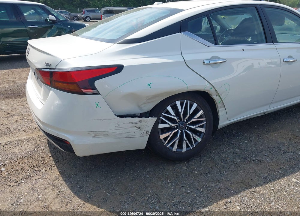 2023 NISSAN ALTIMA SV FWD VIN: 1N4BL4DV4PN374885