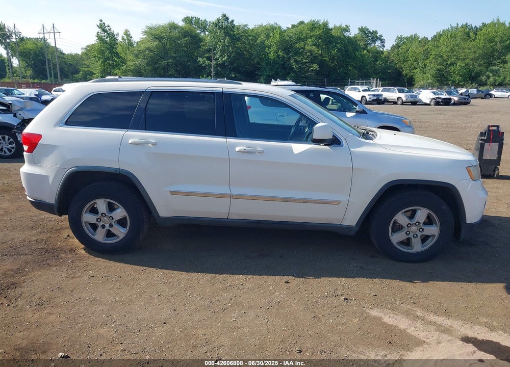 2011 JEEP GRAND CHEROKEE VIN: 1J4RR4GG4BC555116