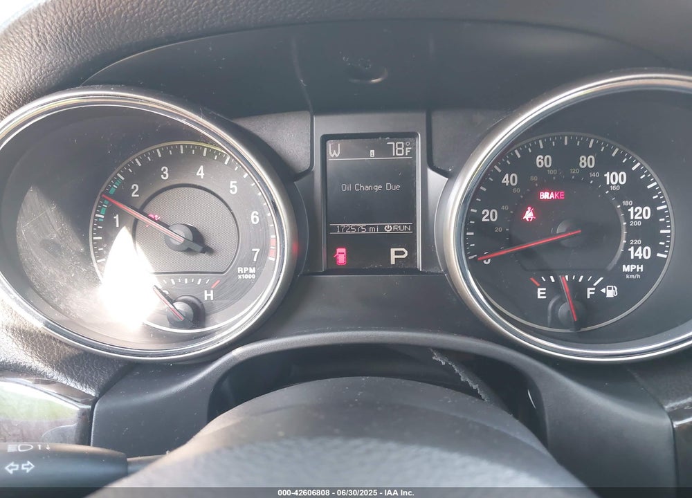 2011 JEEP GRAND CHEROKEE VIN: 1J4RR4GG4BC555116