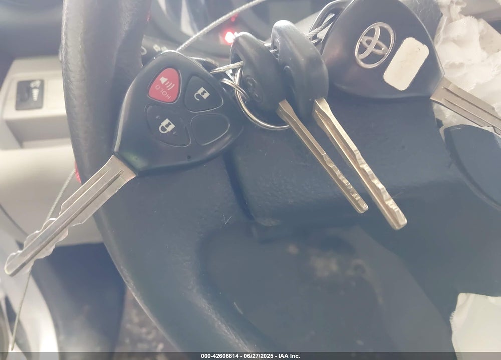 2007 TOYOTA RAV4 BASE V6 VIN: JTMBK33V375025841