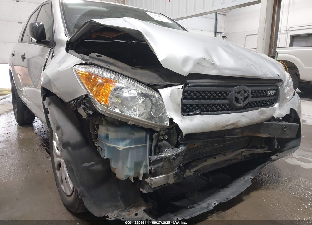 2007 TOYOTA RAV4 BASE V6 VIN: JTMBK33V375025841