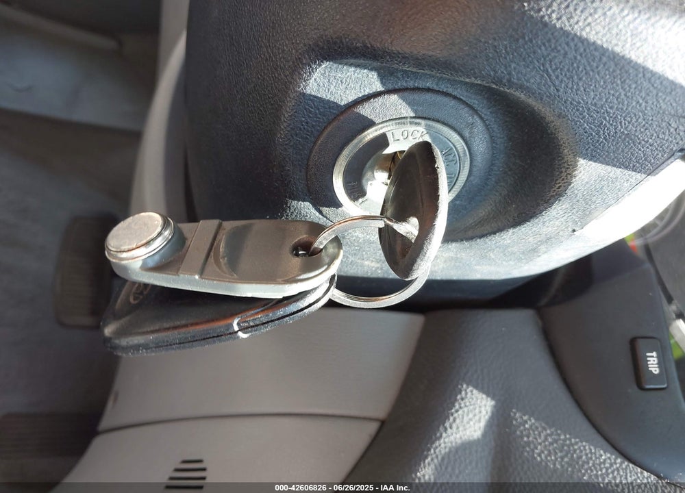 2007 HYUNDAI ELANTRA VIN: KMHDU46DX7U136738