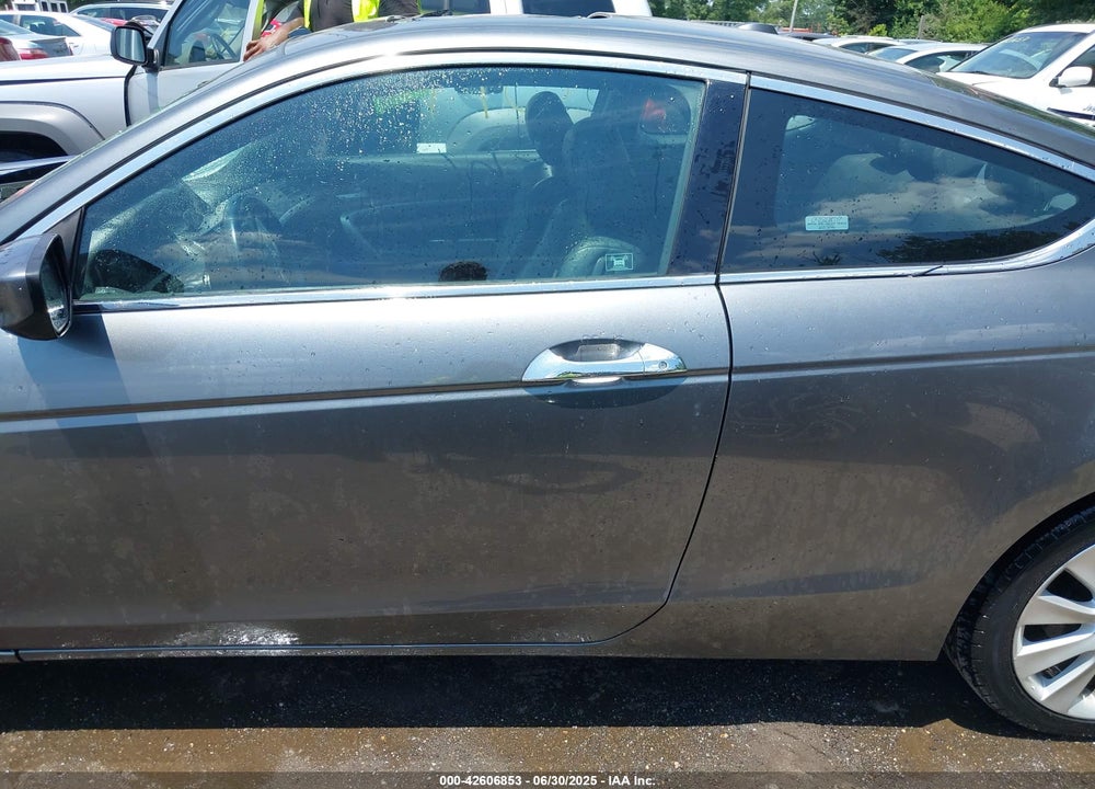 2009 HONDA ACCORD VIN: 1HGCS228X9A008086