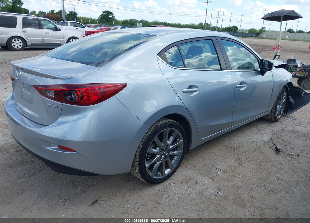 2018 MAZDA 3 TOURING VIN: 3MZBN1V37JM177580