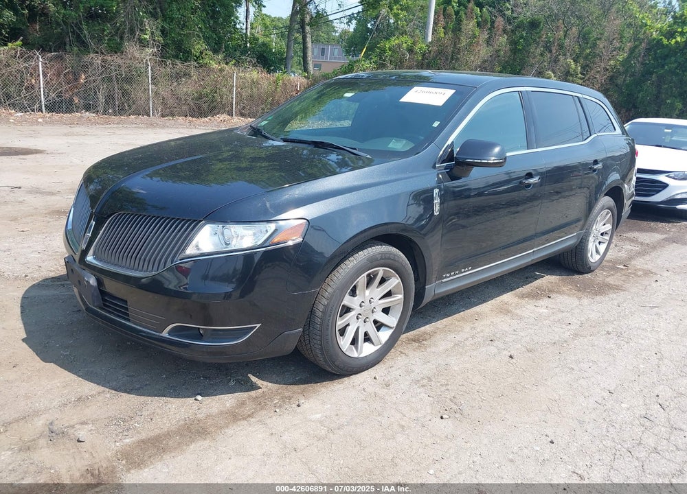 2015 LINCOLN MKT VIN: 2LMHJ5NK7FBL01685