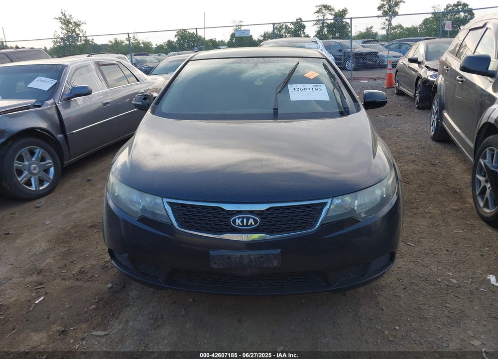 2011 KIA FORTE EX VIN: KNAFU4A24B5462215