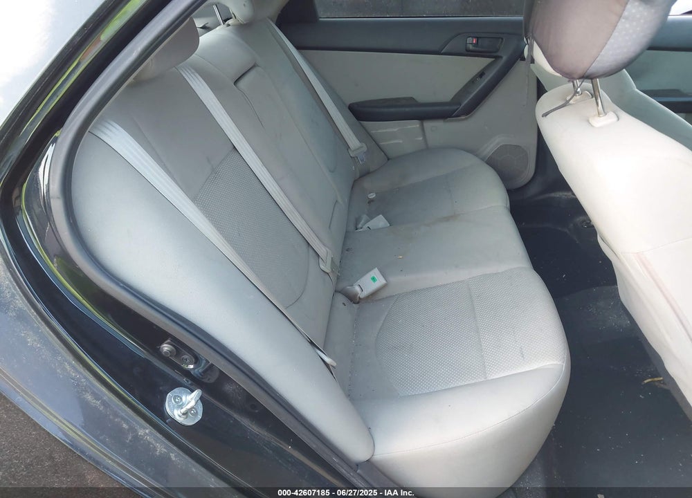 2011 KIA FORTE EX VIN: KNAFU4A24B5462215