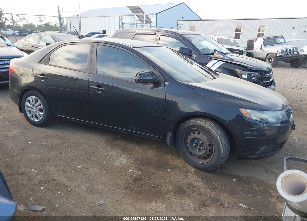 2011 KIA FORTE EX VIN: KNAFU4A24B5462215
