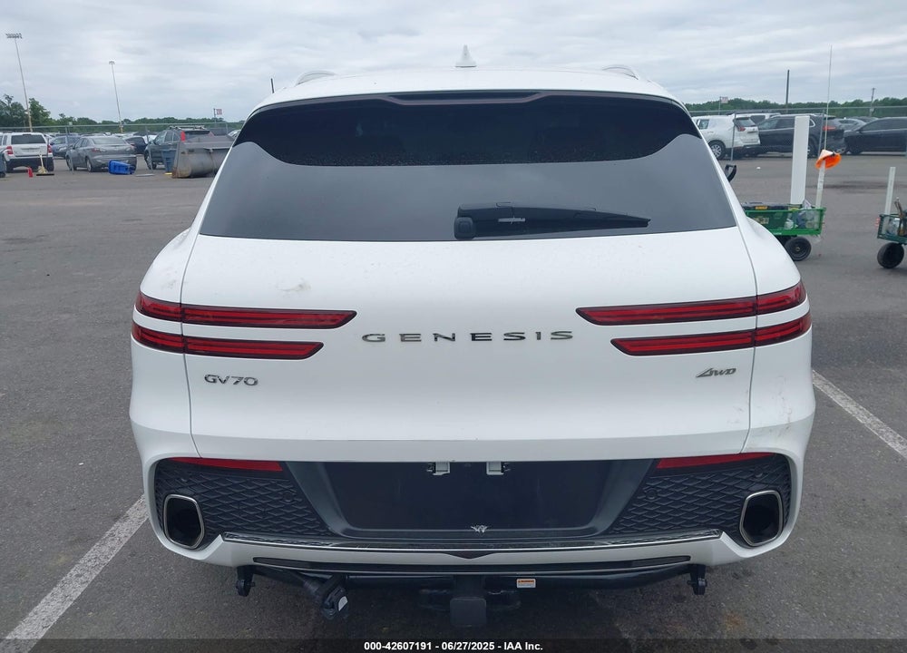 2023 GENESIS GV70 VIN: KMUMADTB4PU098985