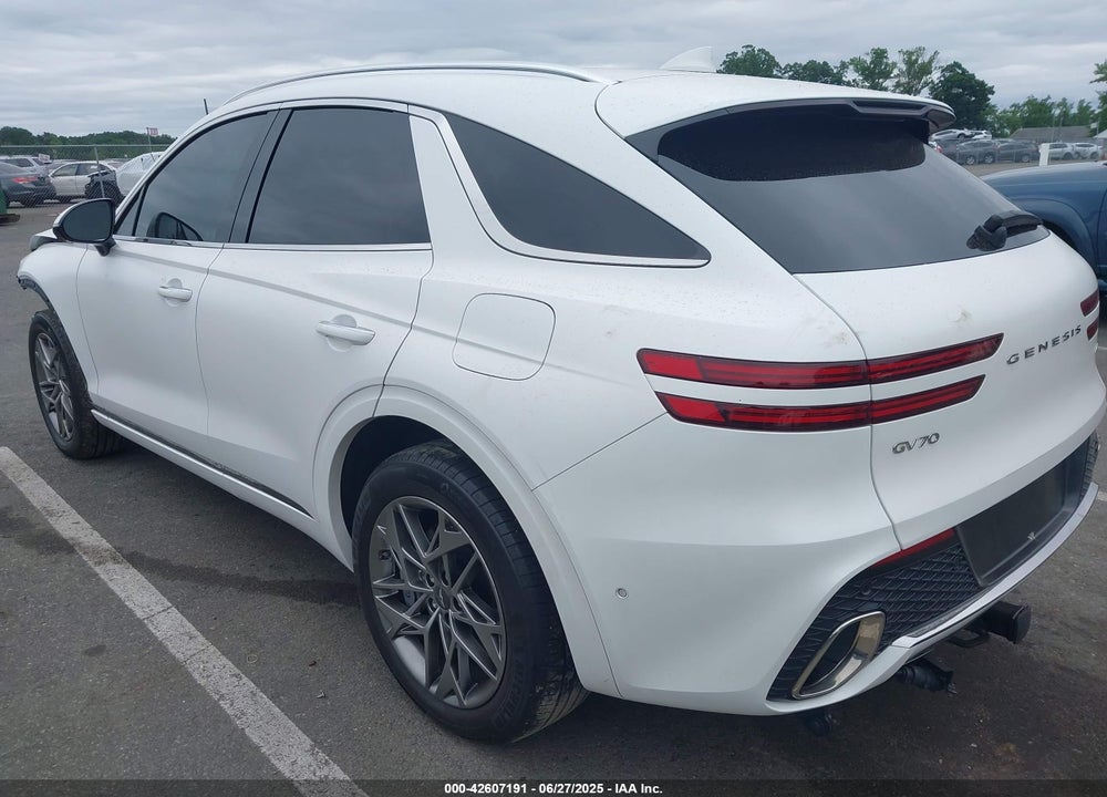 2023 GENESIS GV70 VIN: KMUMADTB4PU098985