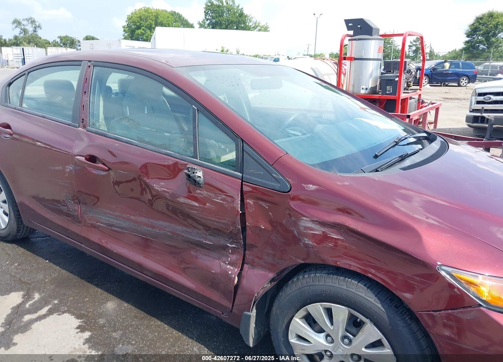 2012 HONDA CIVIC VIN: 2HGFB2F54CH579305