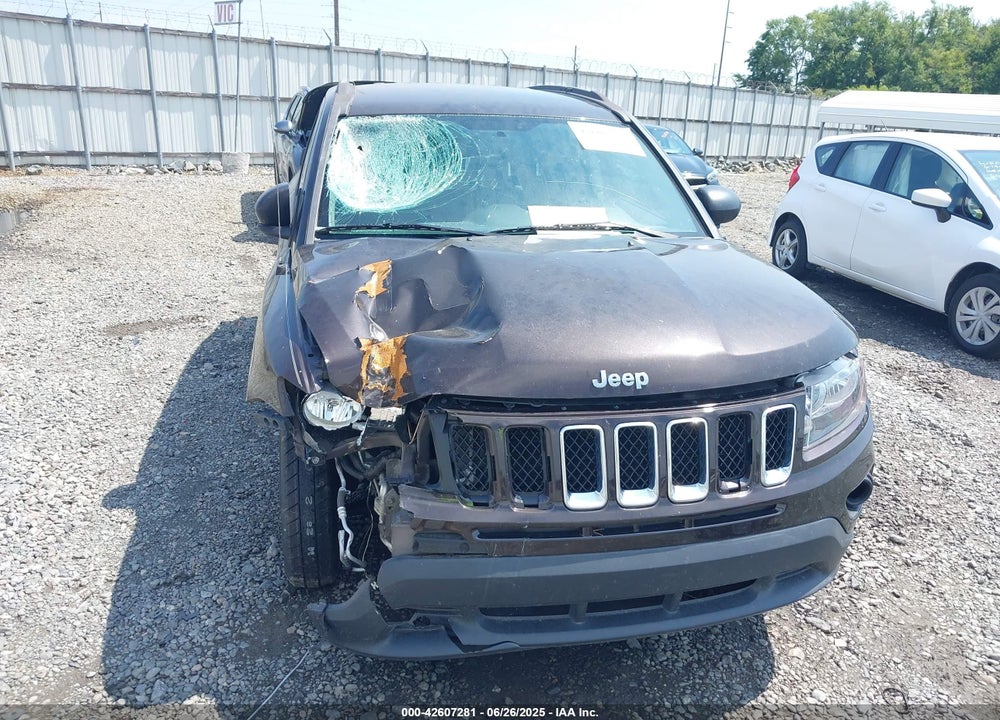 2014 JEEP COMPASS VIN: 1C4NJCBB0ED880927