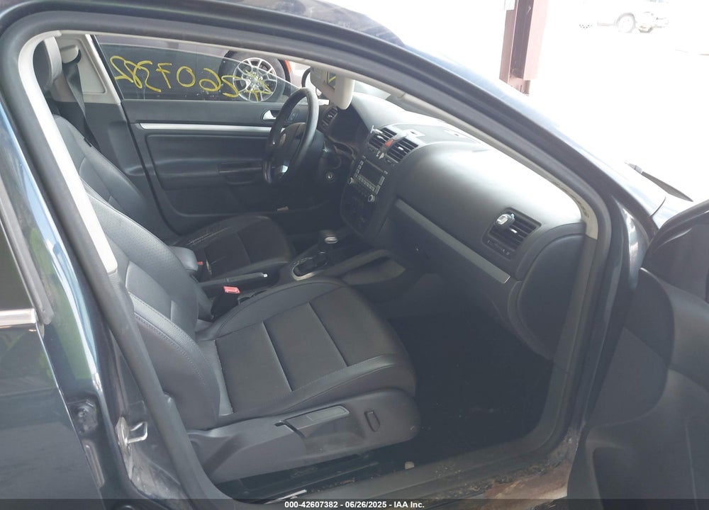 2009 VOLKSWAGEN JETTA VIN: 3VWRZ71K69M145816