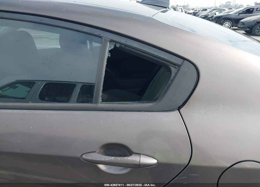2014 KIA FORTE VIN: KNAFK4A66E5055722