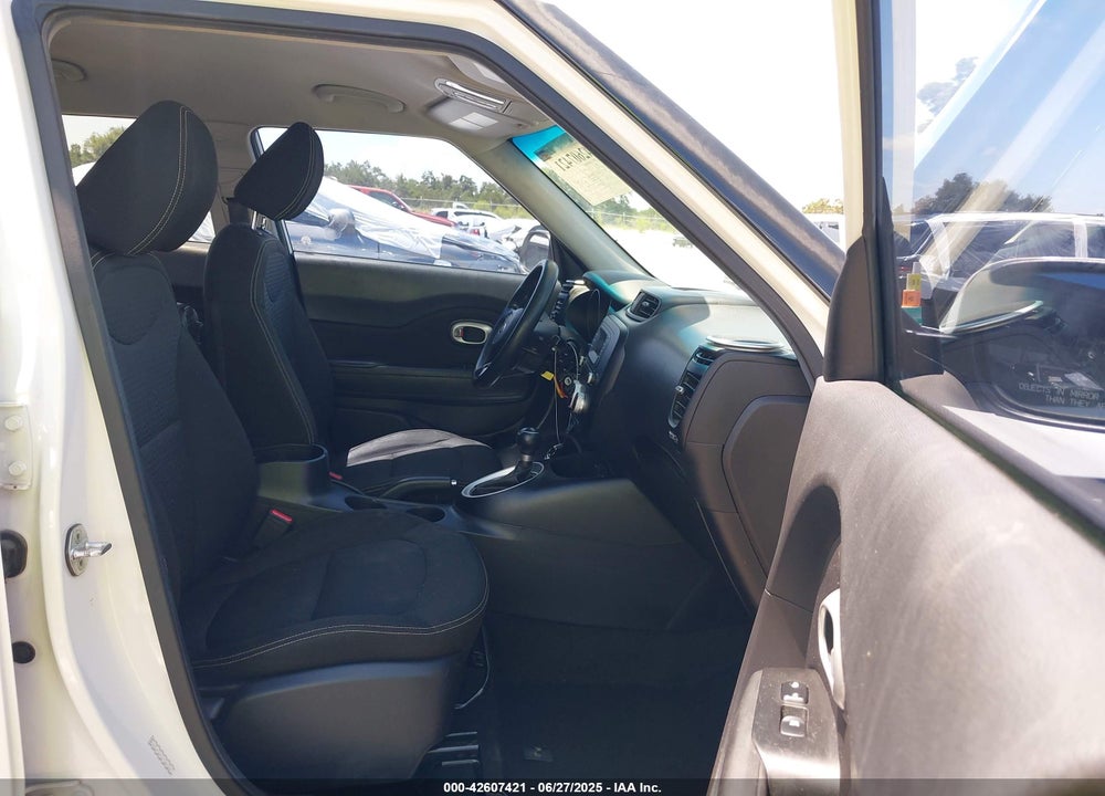 2015 KIA SOUL VIN: KNDJP3A51F7208352