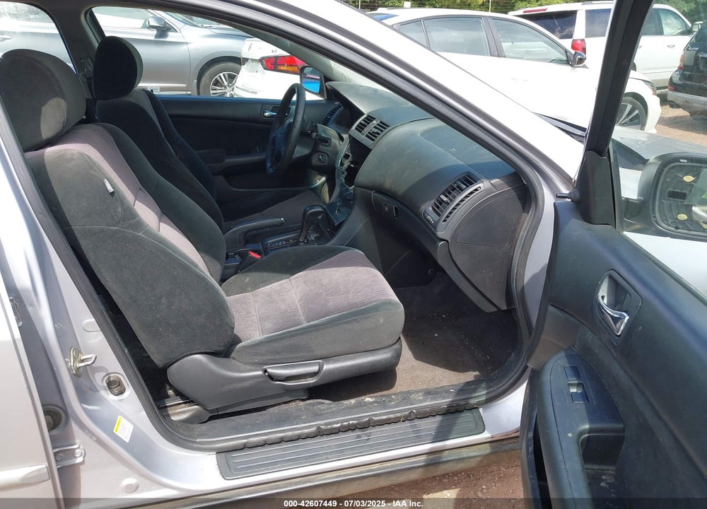 2005 HONDA ACCORD 2.4 DX VIN: 1HGCM56145A009544