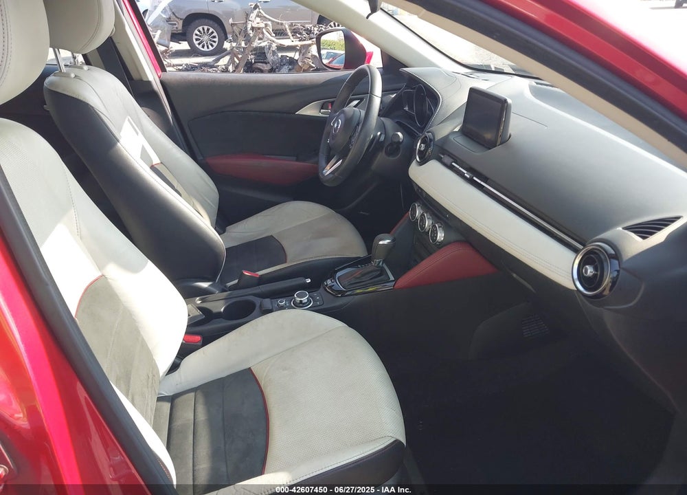 2018 MAZDA CX-3 GRAND TOURING VIN: JM1DKDD78J0308027