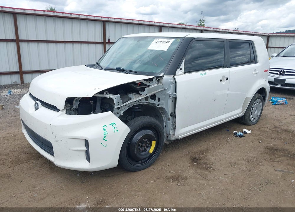 2015 SCION XB VIN: JTLZE4FE2FJ068939