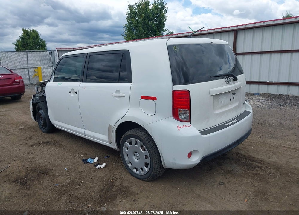 2015 SCION XB VIN: JTLZE4FE2FJ068939