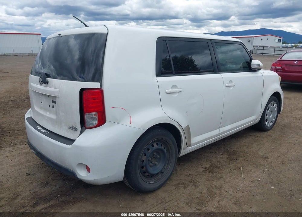 2015 SCION XB VIN: JTLZE4FE2FJ068939
