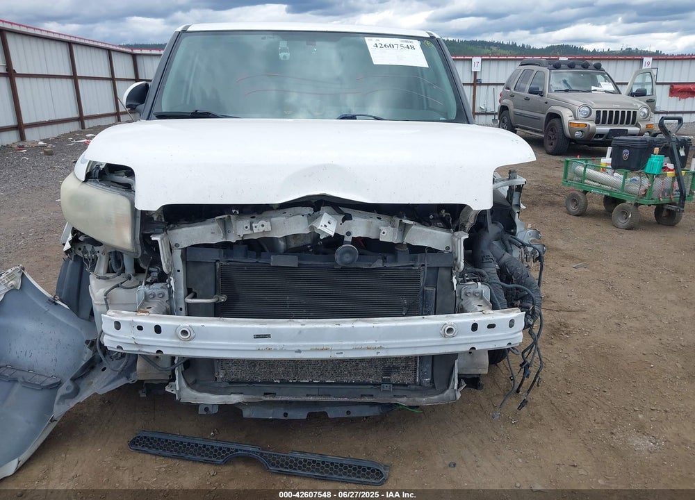 2015 SCION XB VIN: JTLZE4FE2FJ068939